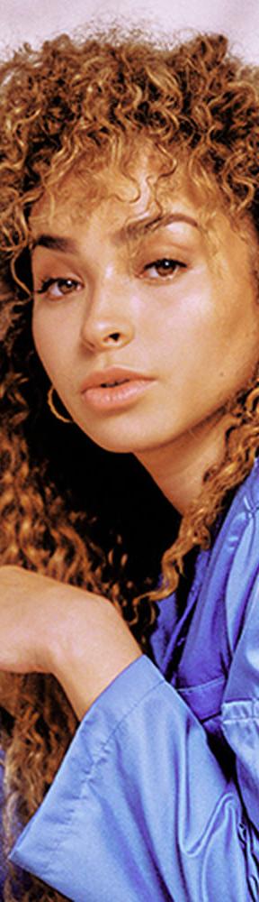 Ella Eyre