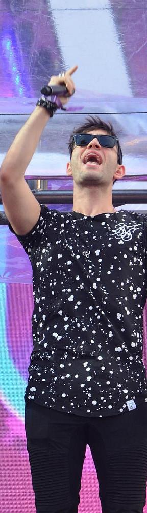 3LAU