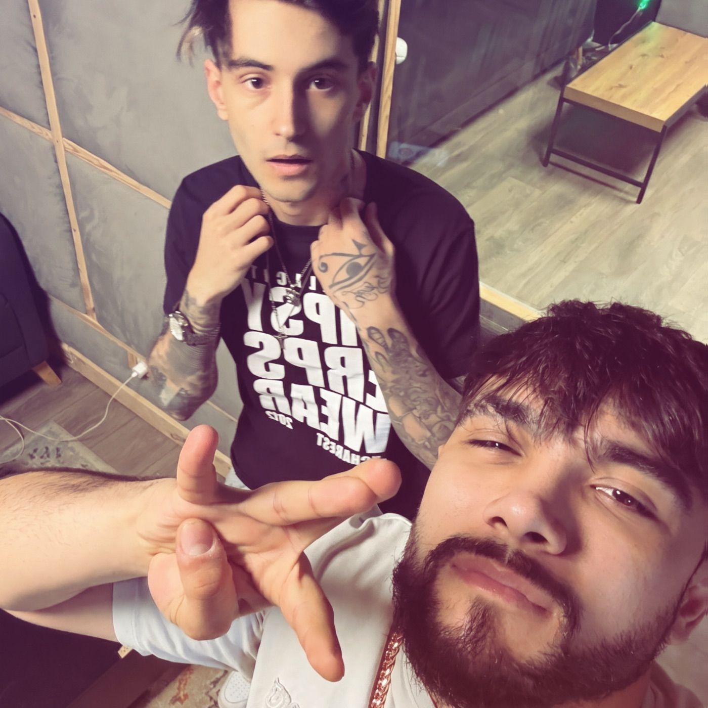 LA NOI E CEARTA cover art