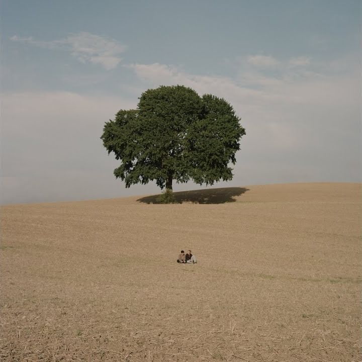 Vil du noget? cover art